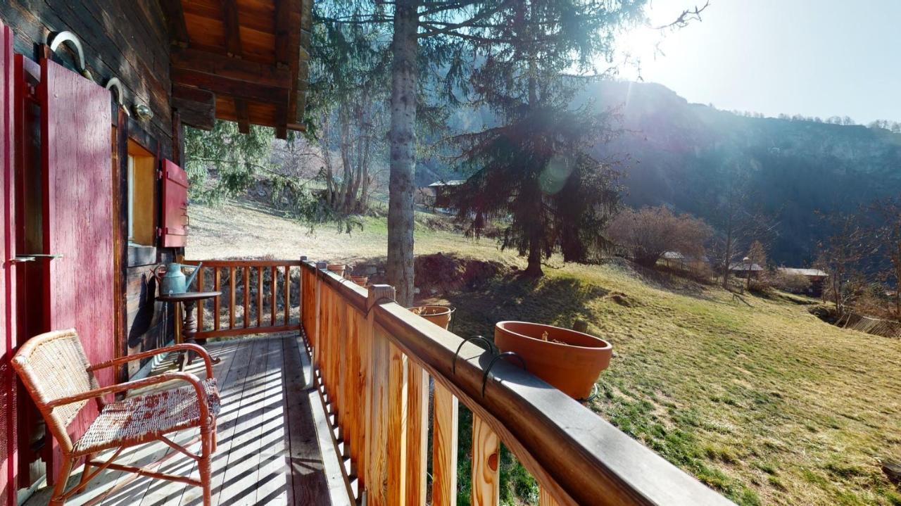 Appartement Idyllic chalet in Evolène, with view on the Dent Blanche&the mountains Extérieur photo