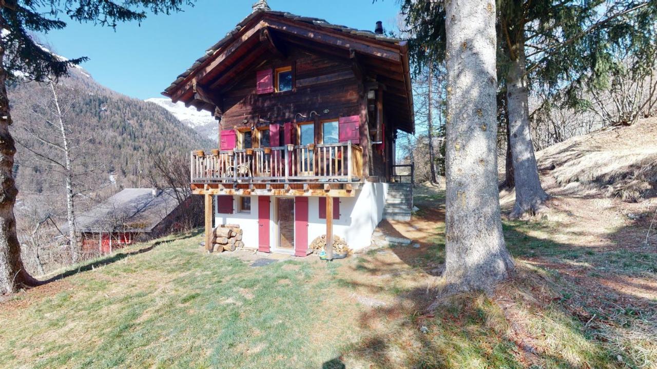 Appartement Idyllic chalet in Evolène, with view on the Dent Blanche&the mountains Extérieur photo